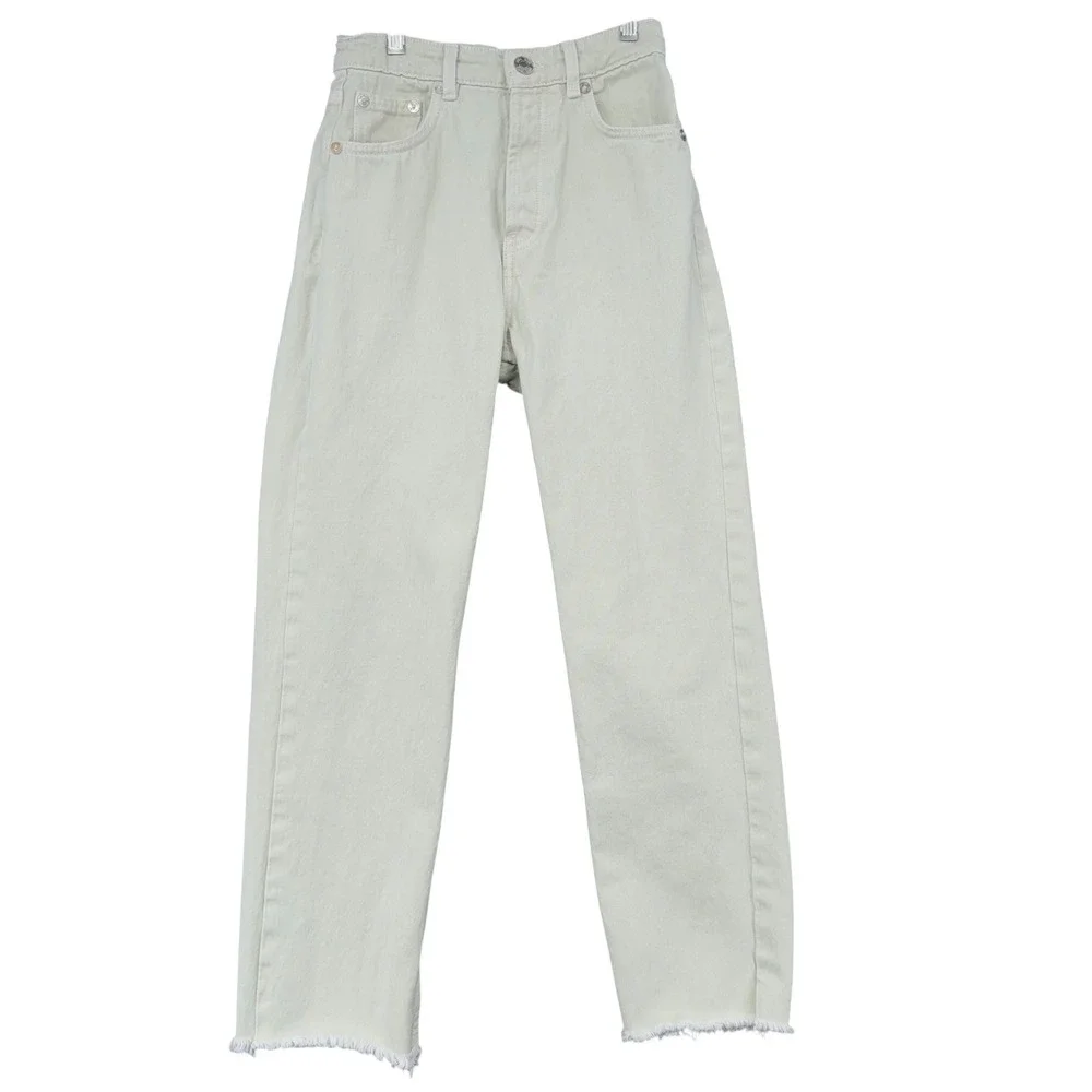 Zara Straight Leg Jeans Women Size 2 Cotton Cream‎ Denim Raw Hem Button Fly
